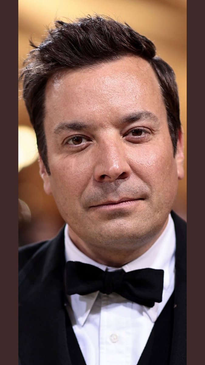 💕...when you look into his big brown eyes , how could you not pass along a vote in his favor ??? 💞🕺🏻🎶🥰#FallonTonight🍀#TheNighttimeTalkShow #PCAs ...💞🕺🏻🎶🥰🍀