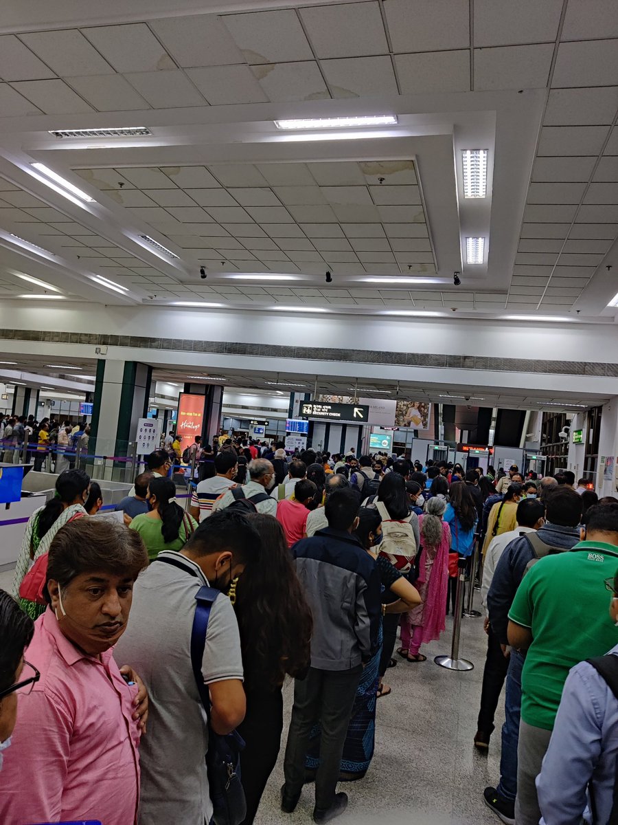 vyas_saloni's tweet photo. @AdaniOnline @AAI_Official @TOIAhmedabad @AMDAirport the crowd management at the Ahmedabad T1 was ridiculous.. no social distancing , no assistance from the teams.. maze like Q managers that make navigation of this small airport difficult...  Really disappointed. https://t.co/2Y5HtacQqu