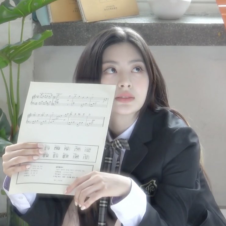 picseeun's tweet image. oh my god