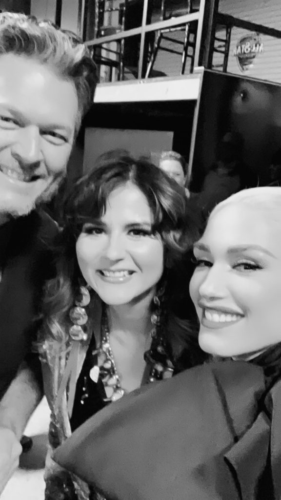 BarbraLovesBG's tweet image. Retweet to vote #BlakeShelton to win #TheCountryArtist of 2021 #PCAs