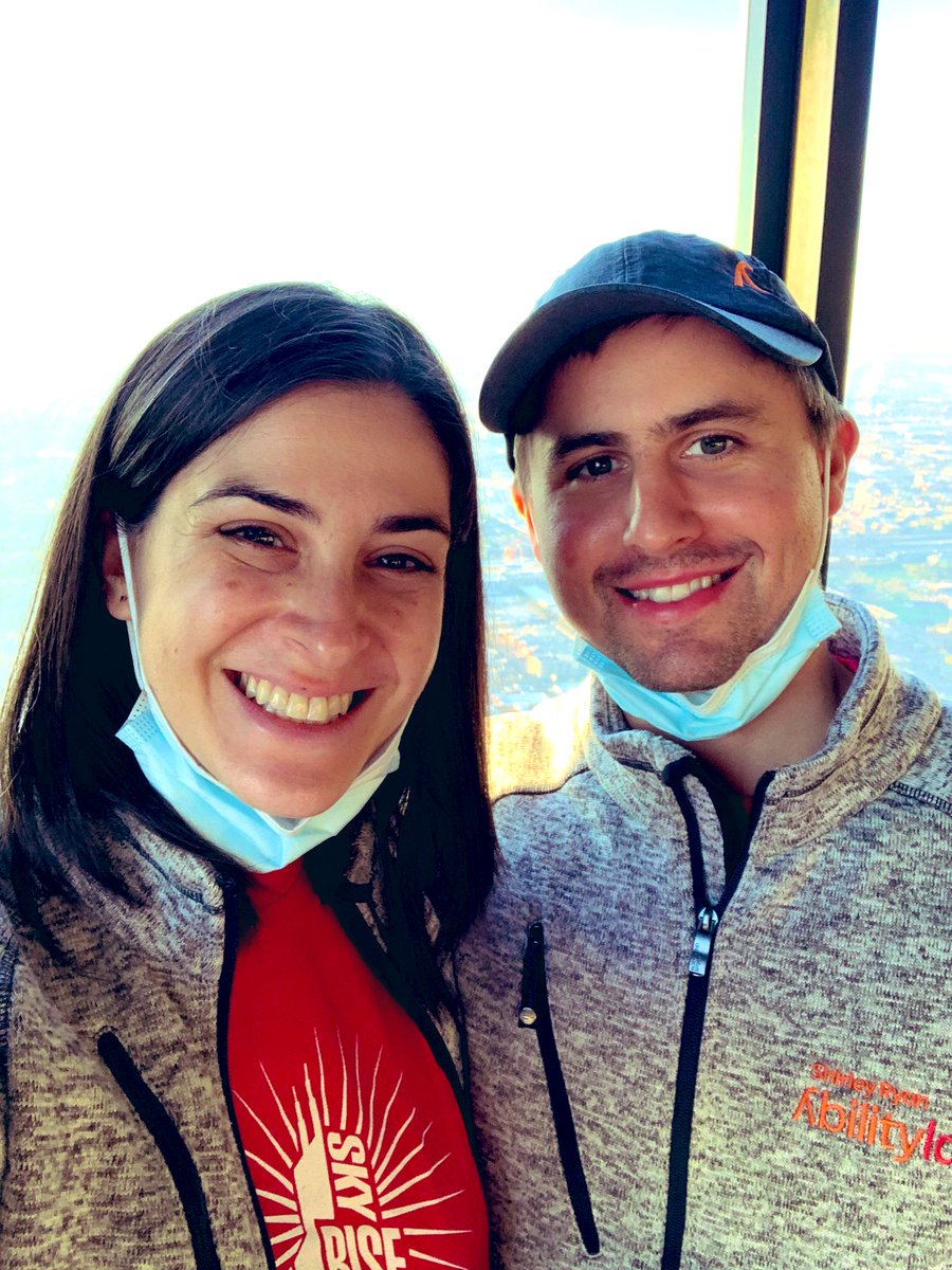DaynaYorksDO's tweet photo. Awesome day supporting @AbilityLab and all of the athletes who participated in #SkyRise! #medicalcoverageteam #stairclimb @NorthwesternPMR https://t.co/ddb1A2FXg0