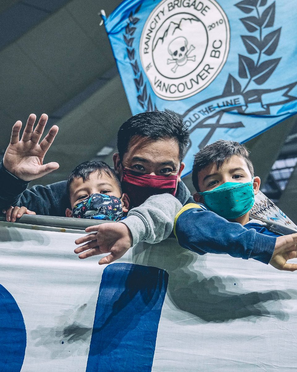 WhitecapsFC's tweet photo. 2️⃣5️⃣,1️⃣1️⃣7️⃣ strong 🌊💙

#VWFC #VANvSEA https://t.co/mjWrqfFr2x
