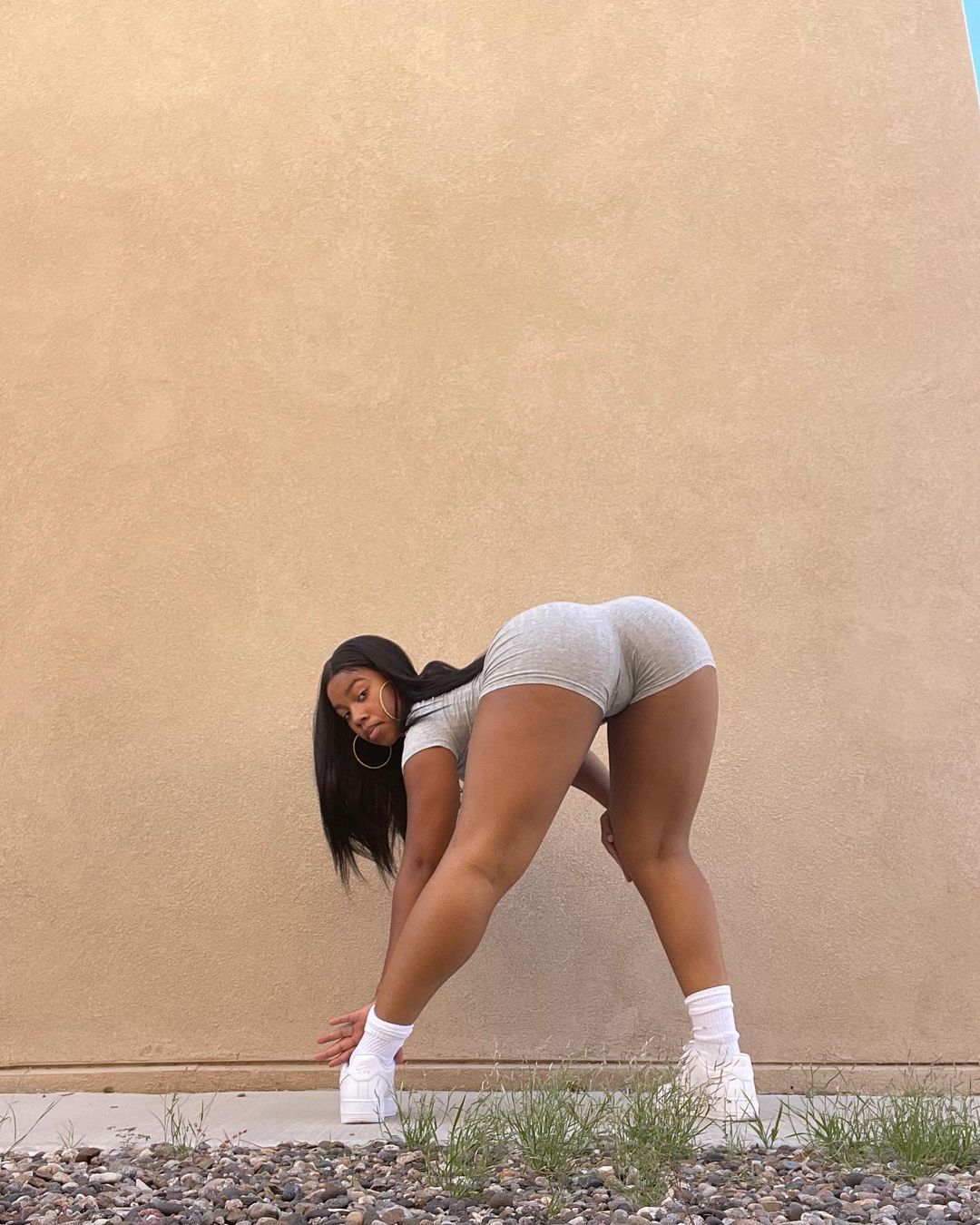 X 上的nappyafro®：「Certified Banger: Lia Linzy ~ t.coonmz7AMgS7  t.coYJCQp7dnOp」  X