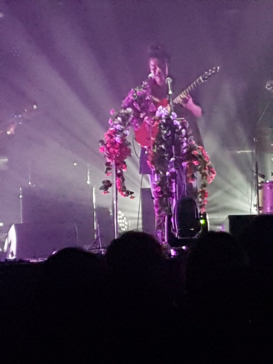 3nd's tweet photo. Great concert @lrain0000. #Clubtoclub https://t.co/wQXPbhTGkA