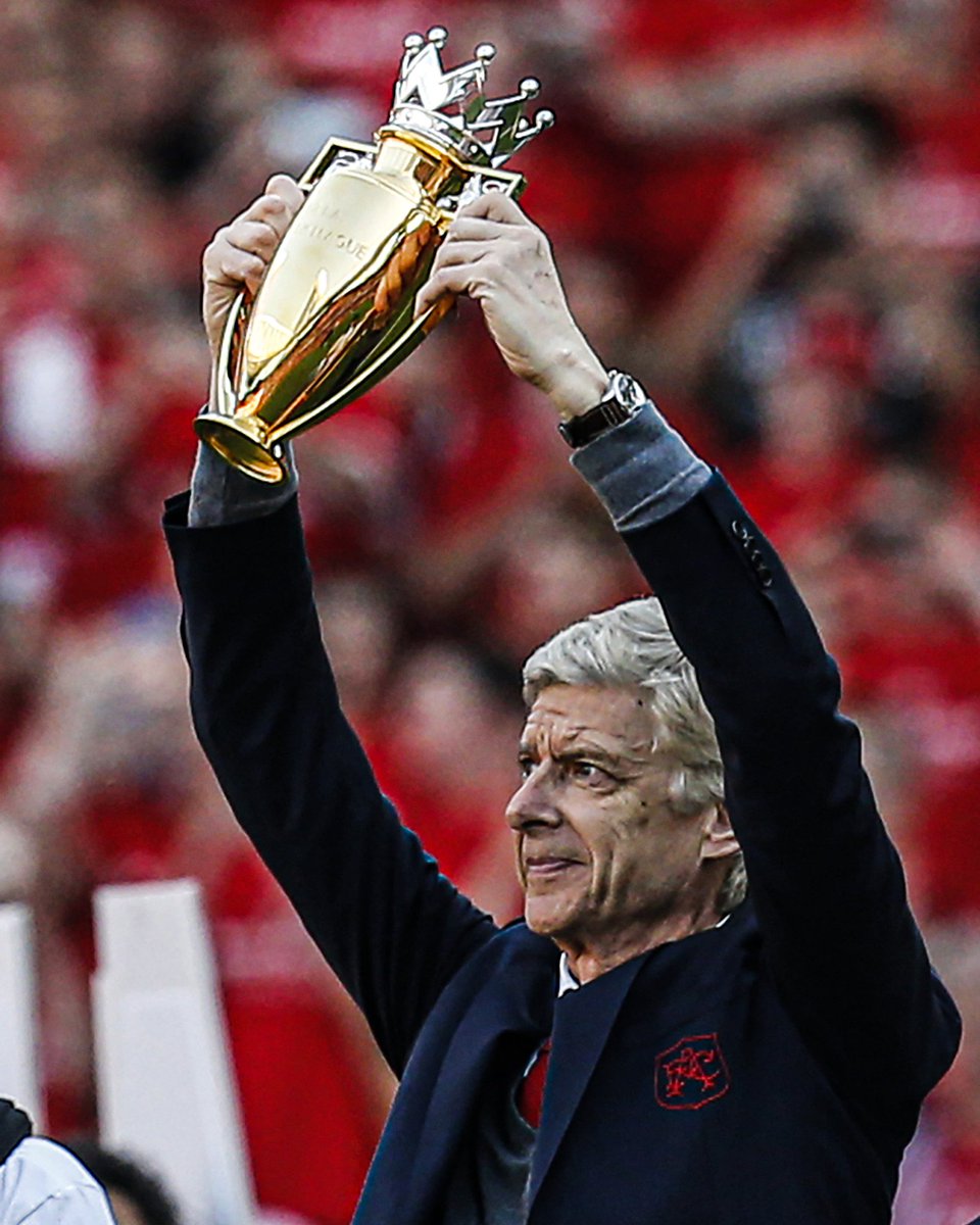 Maaf fans Liverpool, hanya ada satu "Invincibles" di Liga Premier 🏆