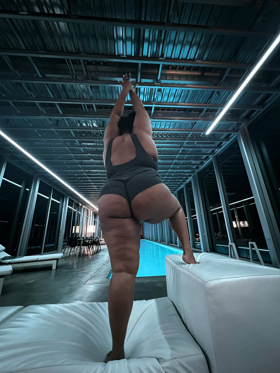 LIZZO tweet media