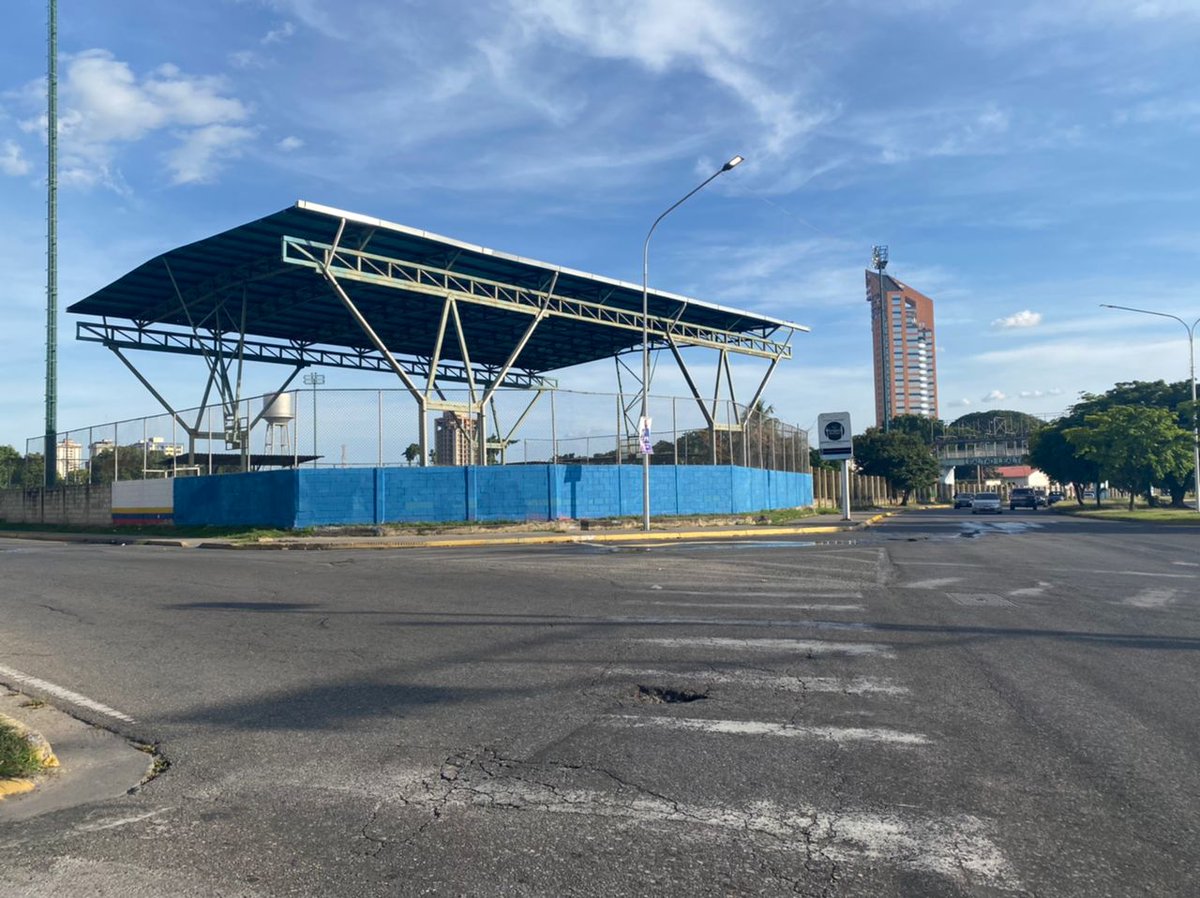 <a href="/cneesvzla/">cneesvenezuela</a> debe saber que alguien se dedica a destrozar el esfuerzo propagandistico de <a href="/PPTPrensa/">Prensa Patria Para Todos</a> en edo Aragua. A quien le conviene destruir la propaganda del chavismo? Alerta <a href="/PresidencialVen/">Prensa Presidencial</a>