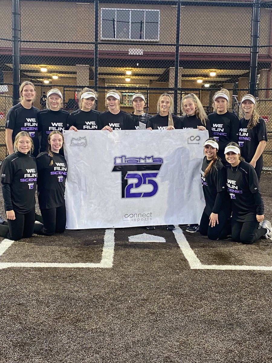 ConnectSports_'s tweet photo. Iowa Premier takin over the Top 25 Division! 

Congratulations to @iowapremierfastpitch on being the first ever Top 25 16U CHAMPIONS🏆

#sceniccityfall2021 https://t.co/mVDHcnP3YR