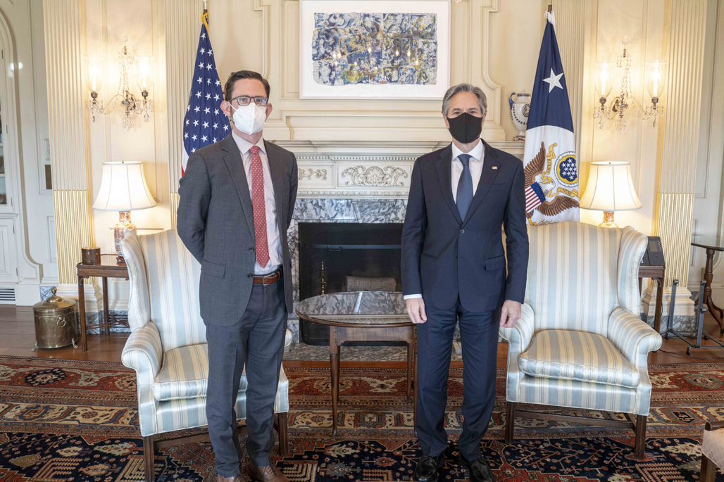 SecBlinken's tweet image. Good to sit down with Special Representative for Afghanistan Tom West @US4AfghanPeace ahead of his trip to discuss Afghanistan with international stakeholders. The first stop on his travel will be Brussels, where he will consult with Allies and partners.