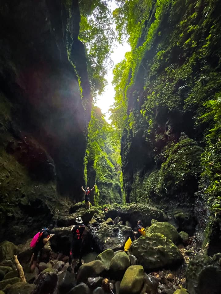 twthiking's tweet photo. Lokasi Merabung Lahad Datu Sabah

📷 Abu Bagi
#twthikingMY https://t.co/Nk457H5WW6