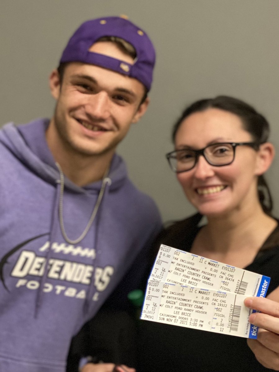 Ragin_Country's tweet photo. We love to see it 😍 Helped celebrate a couple of birthdays with some seat upgrades! #RaginCC https://t.co/EeHdW2GoWx