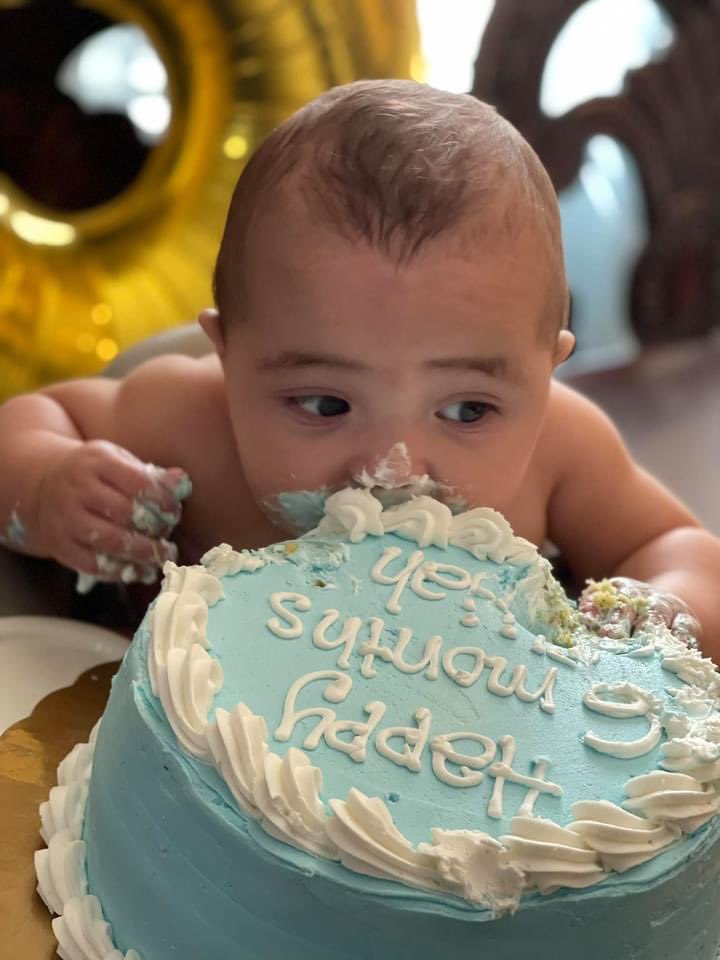 Vxctoriia's tweet photo. the most handsome boy💙 half way to one! 🥺 https://t.co/PJr6tJrEVb