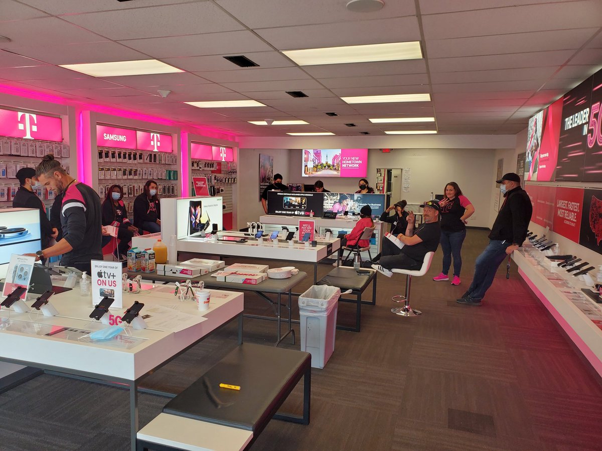 Great UPR meeting with <a href="/salbro23/">Steven Albro</a> and <a href="/MelissaMulrone1/">Melissa Mulroney</a>.  8099 got hyped and had 9 voice, 5 BTS and 8 Max.  We need more meetings like this.