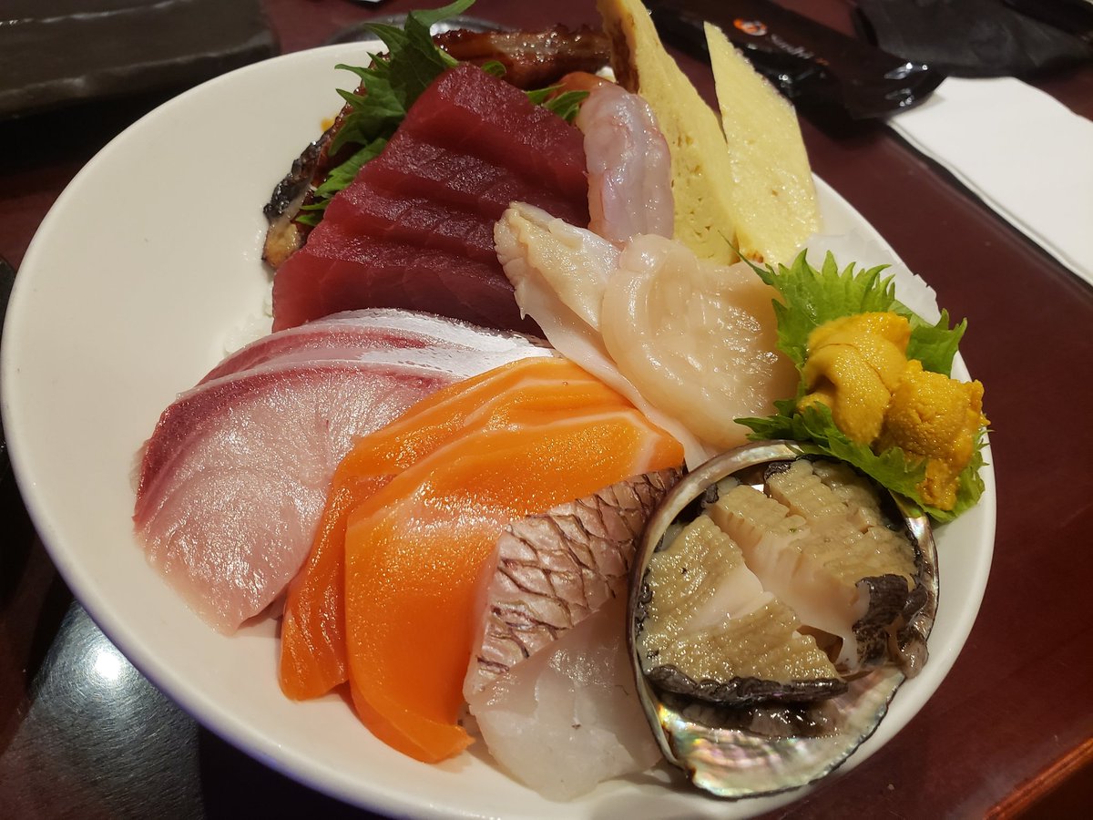 22Pinoy's tweet image. Treat yourselves.