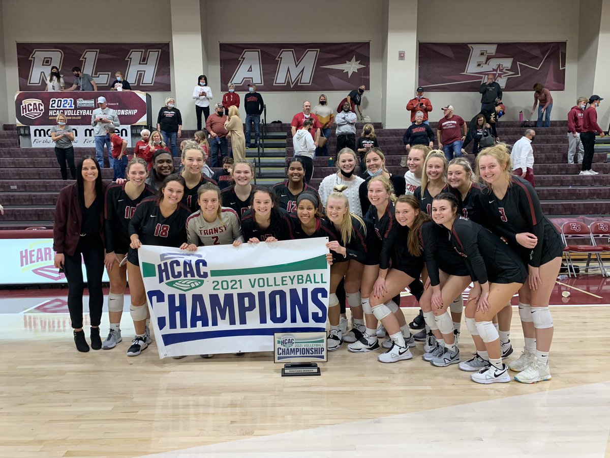 AmyBarmore's tweet photo. Beyond proud of my team!!  #3peat #letsgodancing https://t.co/wrB7C69P4K