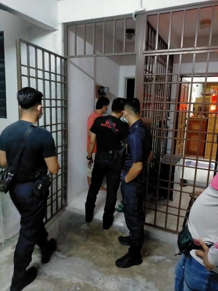 penang_kini's tweet photo. Naya rider foodpanda/grabfood kena tipu

Customer nie dh bnyak kes dh order mkan cash,lpas 2 sruh tggai kat lift lpas kata nk trnsfer diam trus.naik pggil xmau bukak pintu,pggil polis sat ja bukak pntu..hati2 smua rider..kerap sngat dh..

Sumber:Food Panda Rider malaysia https://t.co/0OMI7vksvt