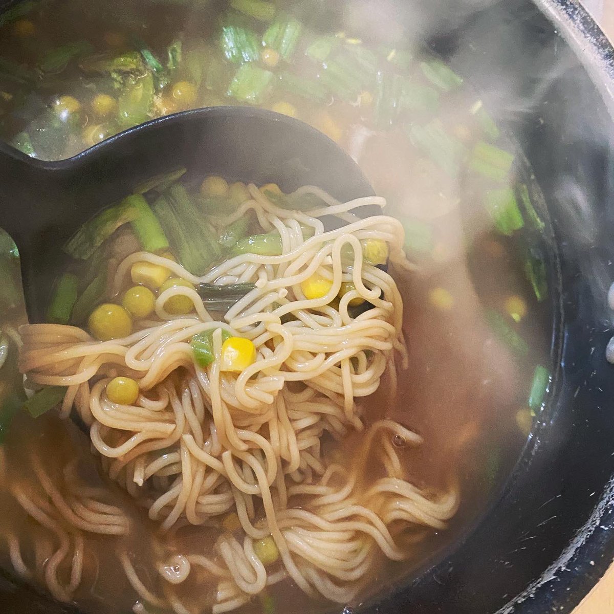 Anyone else love semi-homemade ramen? 😍😍😍

instagram.com/p/CVywWXSrvwz/…