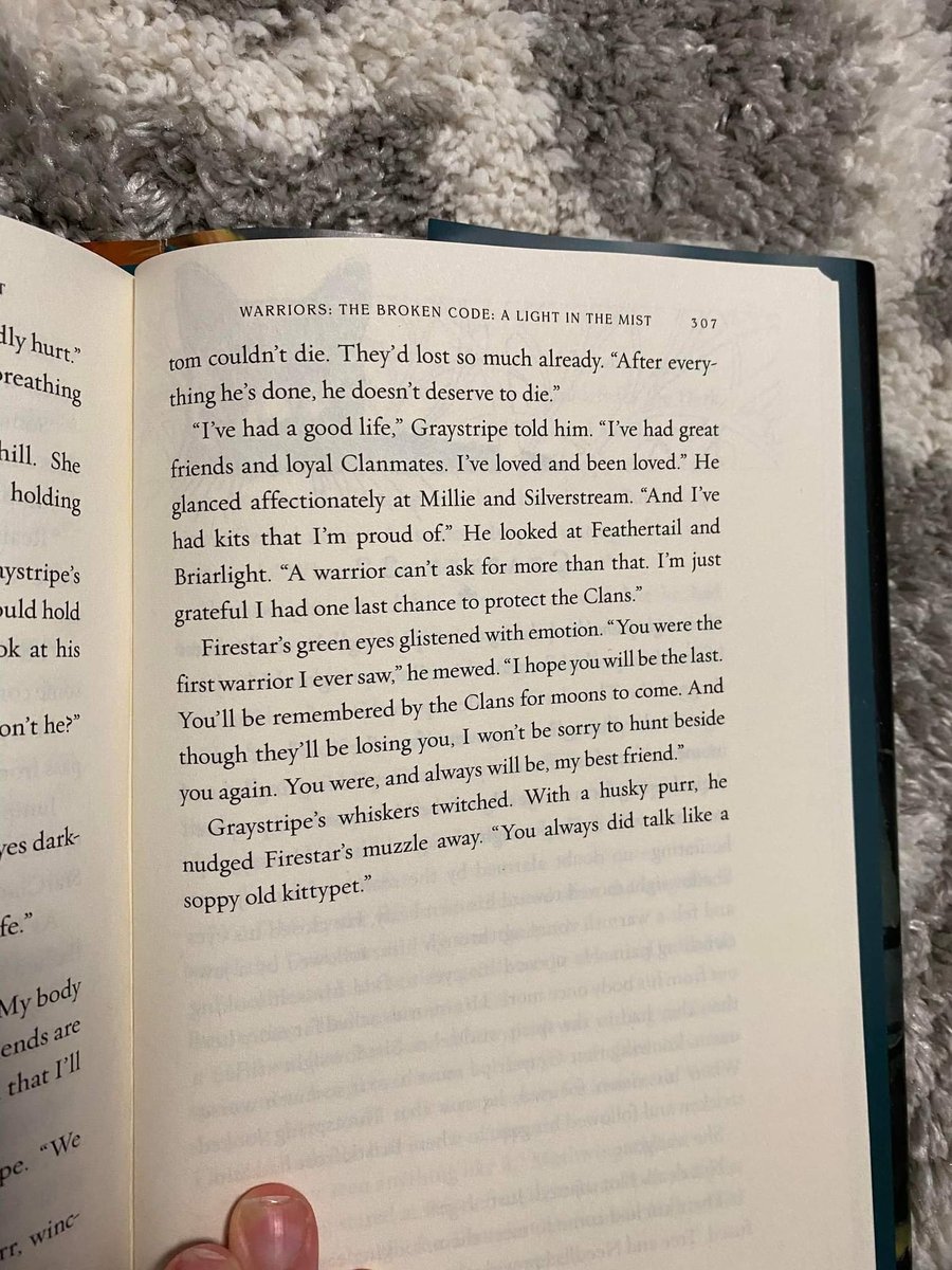 Rayven_Legend's tweet photo. Spoilers
.
.
.
.
Graystripe and mentions of Bristlefrost. My heart. The last of the Big Three are gone! #warriorcats #Spoilers #alightinthemist #alitm #alightinthemistspoilers #graystripe #bristlefrost https://t.co/WVS7rAx0hl