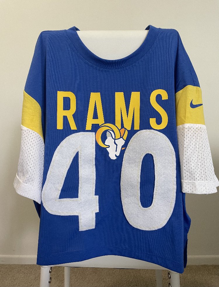 brindge's tweet photo. My daughter, a Broncos fan living in LA, fashioned her own @VonMiller jersey to wear at the Rams game tonight. @NFL @RamsNFL https://t.co/lXWJLx9Cwk