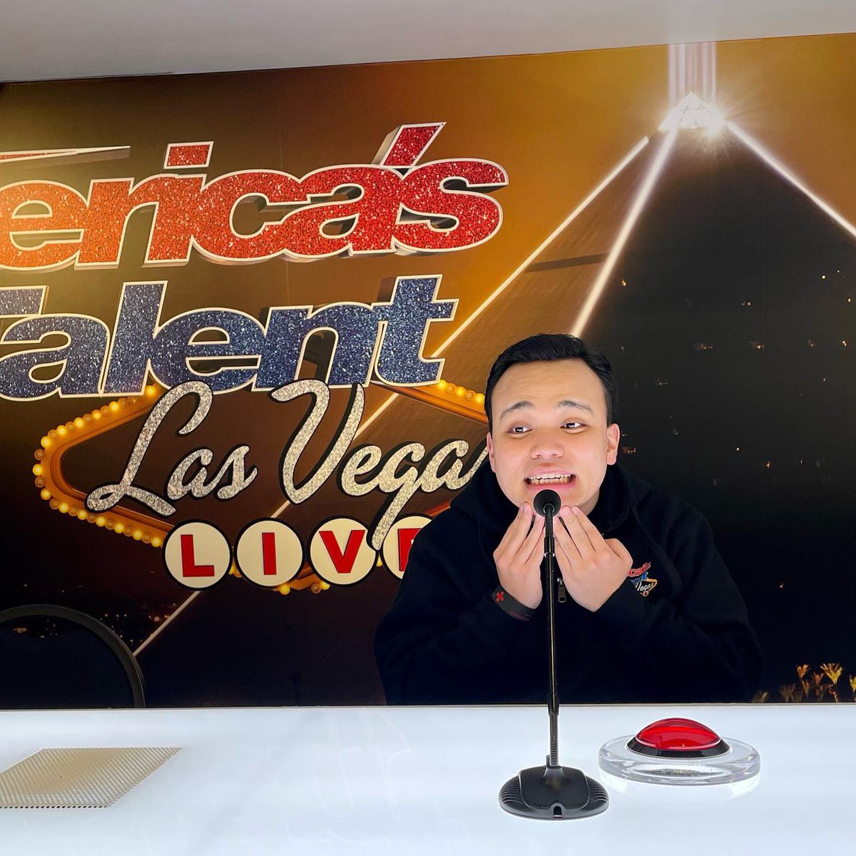 Kodi Lee tweet media