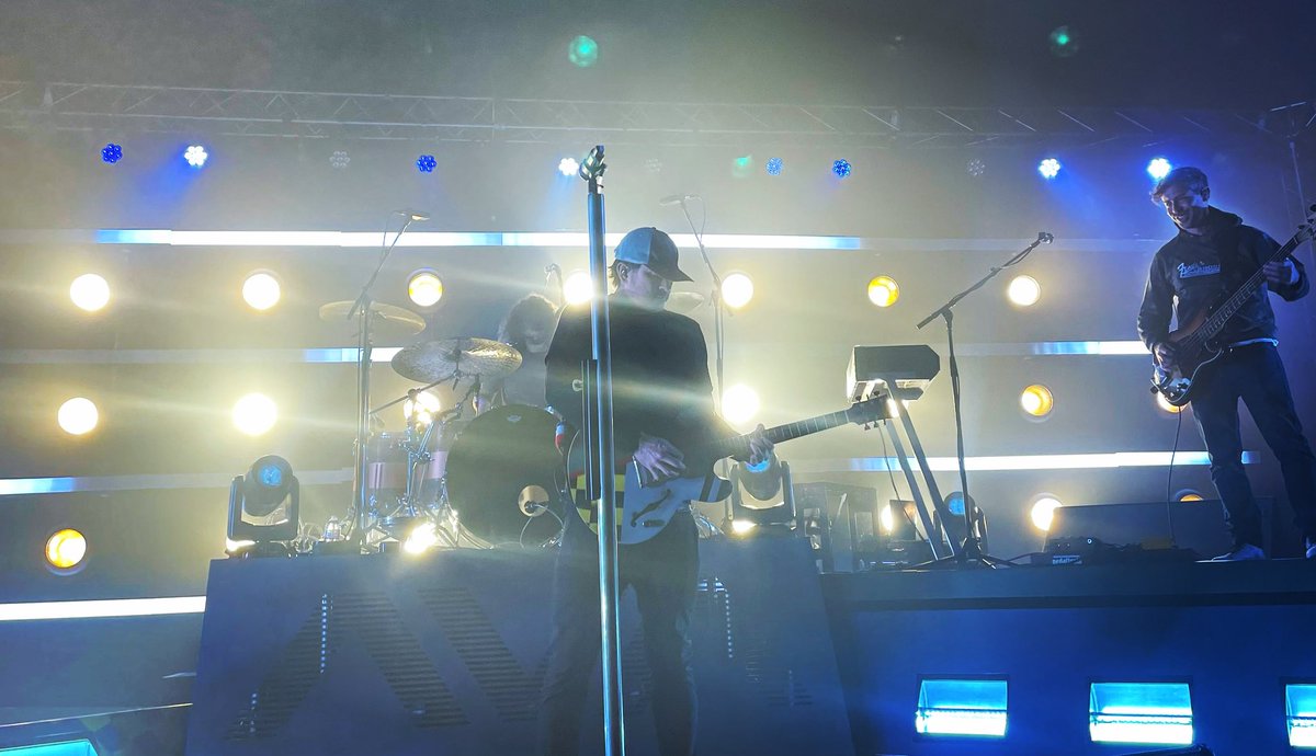 LadyNajaGirl's tweet photo. Just a few photos from tonight’s sound check party 🚀✨ #angelsandairwaves #tomdelonge #lifeforms #lifeformstour @VisitCA https://t.co/ZHmHqWVTXc