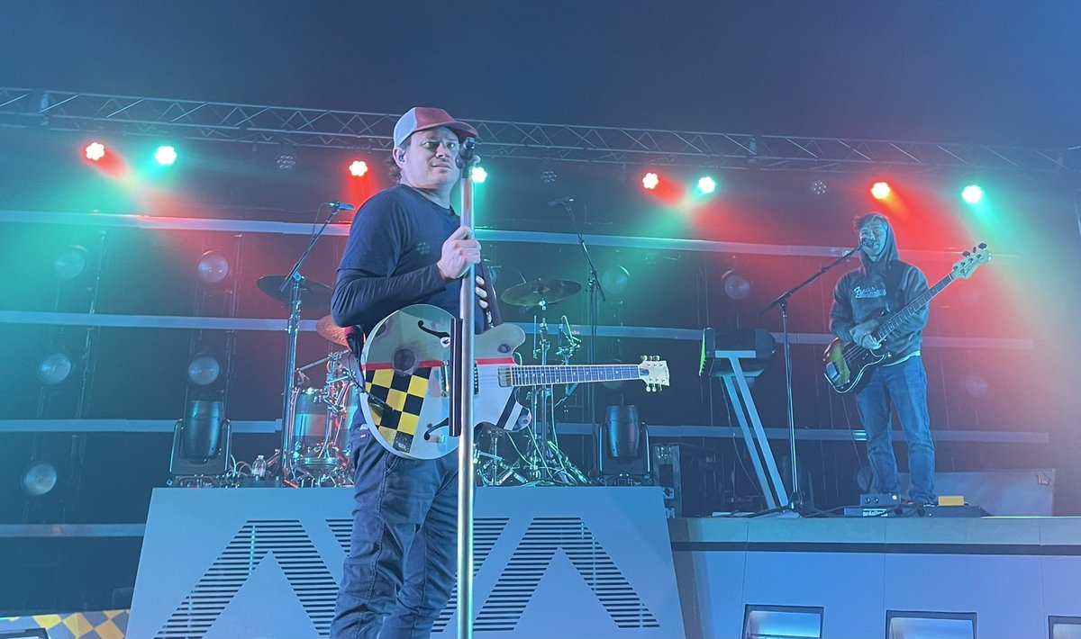LadyNajaGirl's tweet photo. Just a few photos from tonight’s sound check party 🚀✨ #angelsandairwaves #tomdelonge #lifeforms #lifeformstour @VisitCA https://t.co/ZHmHqWVTXc