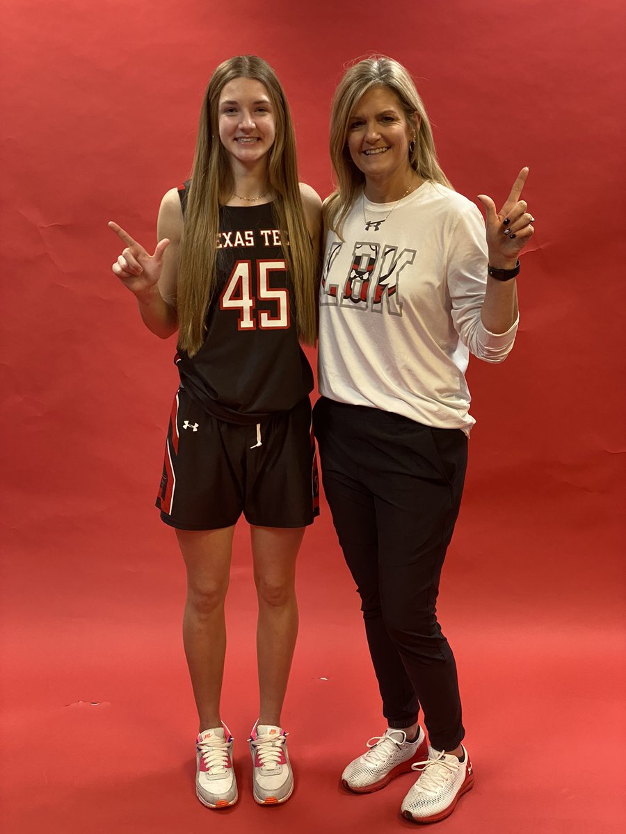 MyleeGuinn's tweet photo. Thank you Lady Raiders for an amazing time on my unofficial visit! Very humbled and motivated to prove you right in your decision to make me an offer. @LadyRaiderWBB @CoachGerlich @JCCarter3 https://t.co/qZpVW3ErYZ