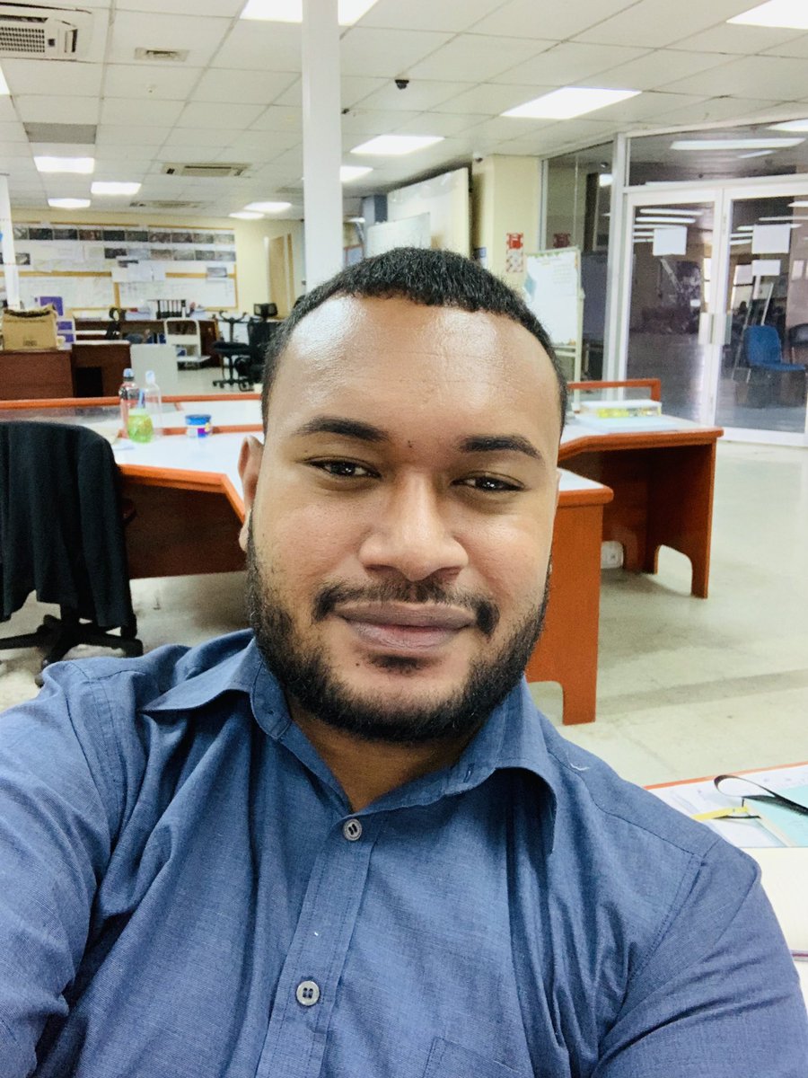 kaivanuabalavu's tweet photo. Craving for Fish &amp; Chips from Terry Walk. 
#workmonday https://t.co/mh9lUyAwv6
