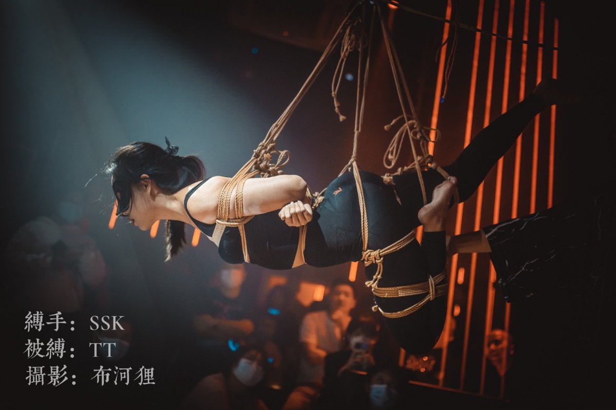 TTstina_'s tweet photo. 主办：密仙儿 @mixianer01 ，网友老杨
缚手：SSK @SSK_Shibari
摄影：布河狸 @Unreasonable920 https://t.co/2mdOpuOEAd