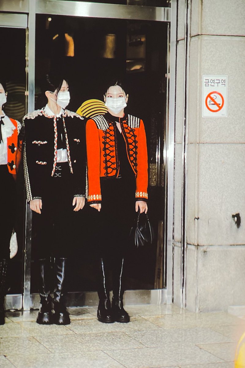 211108 #프로미스나인     #fromis_9     #이새롬 #새롬