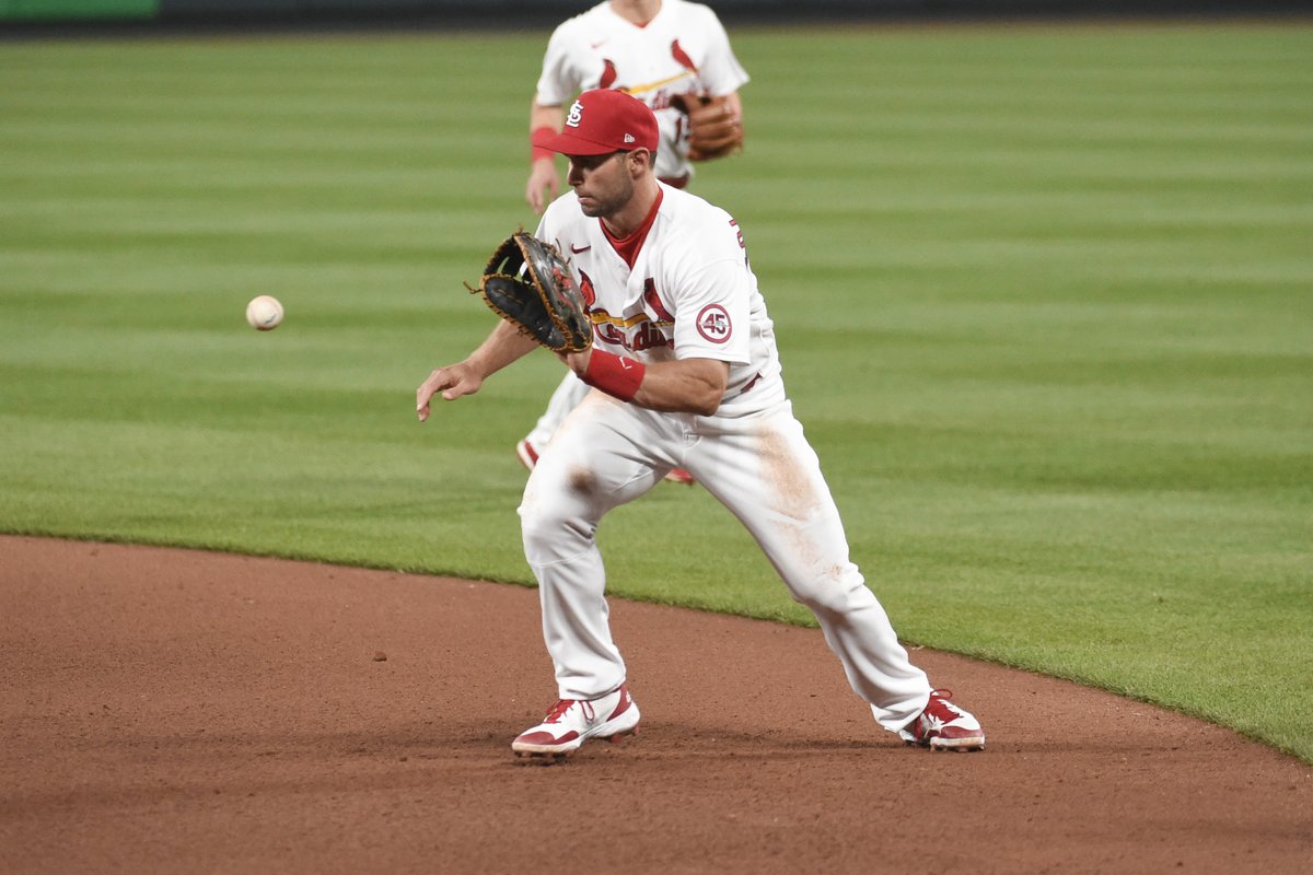 MLBStats's tweet photo. The @Cardinals are the first team ever with 5 Gold Glove winners in a single season. https://t.co/hUMh2XepuV