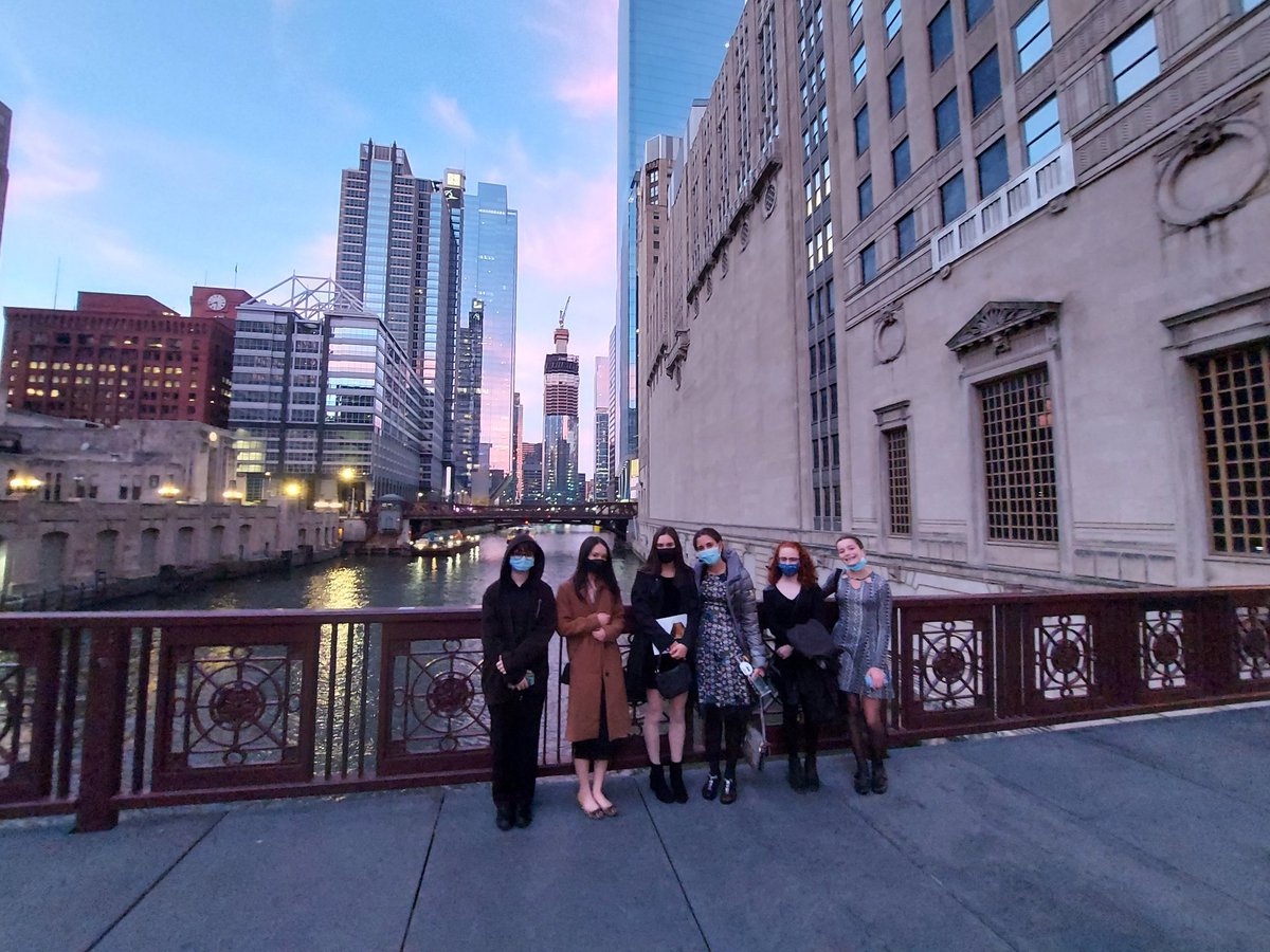 HerrProfHiggins's tweet image. Einfach Genial at #zauberflöte @LyricOpera many 1st time attendees were bitten by the opera bug tonight from @PrairieRidgeHS #prexperience #learngerman @SKochPR @Kevin_Koeppen @AATGOnline