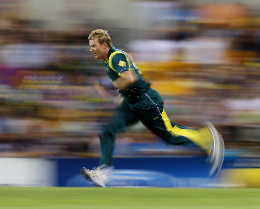 On this day, Happy 45th Birthday to former Australia quick _Brett Lee_     .   