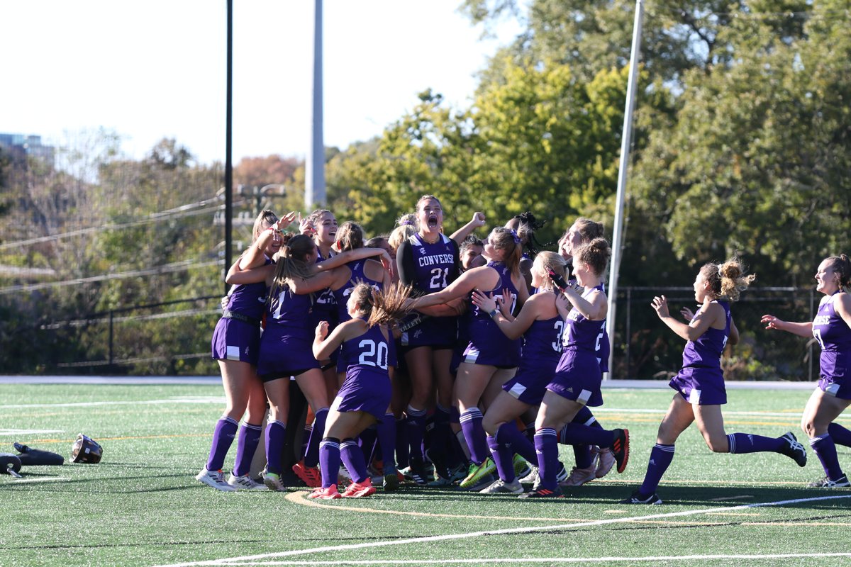 Valkyries_FH's tweet photo. The Converse Field Hockey team became the first ever Converse athletics team to win both a regular season and tournament Championship in the same season! #GoValkyries 

📰https://t.co/WW3Fe0URY6 https://t.co/Qym5trgPqT