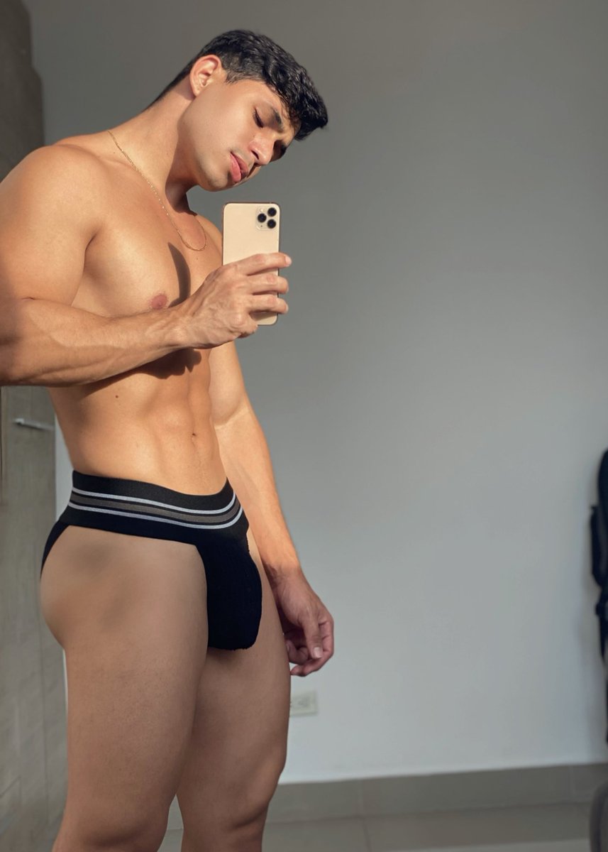 Rene Gonzalez Byken on X: OnlyFans 20% OFF 👦🏻 t.coOohhAogG7D  t.co7Fl8lu6qzK  X