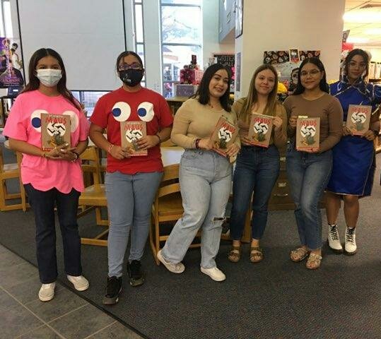 AvalosLibrarian's tweet photo. Our #CujoBookClub is growing! We are at a total of 11 members! #WeAreClintISD #literacy #ReadLoud https://t.co/pRuVFEyOle
