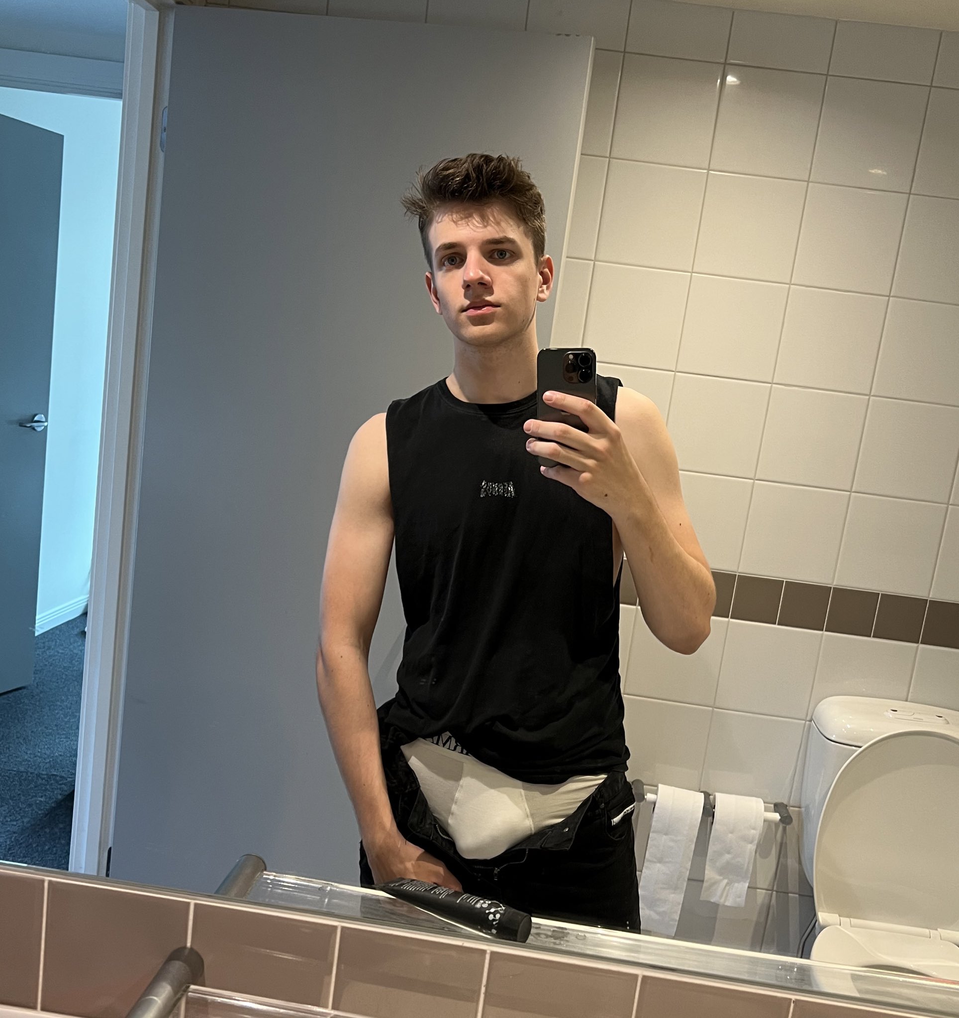 TW Pornstars - 1 pic. Connor Peters. Twitter. I want you to fail no nut