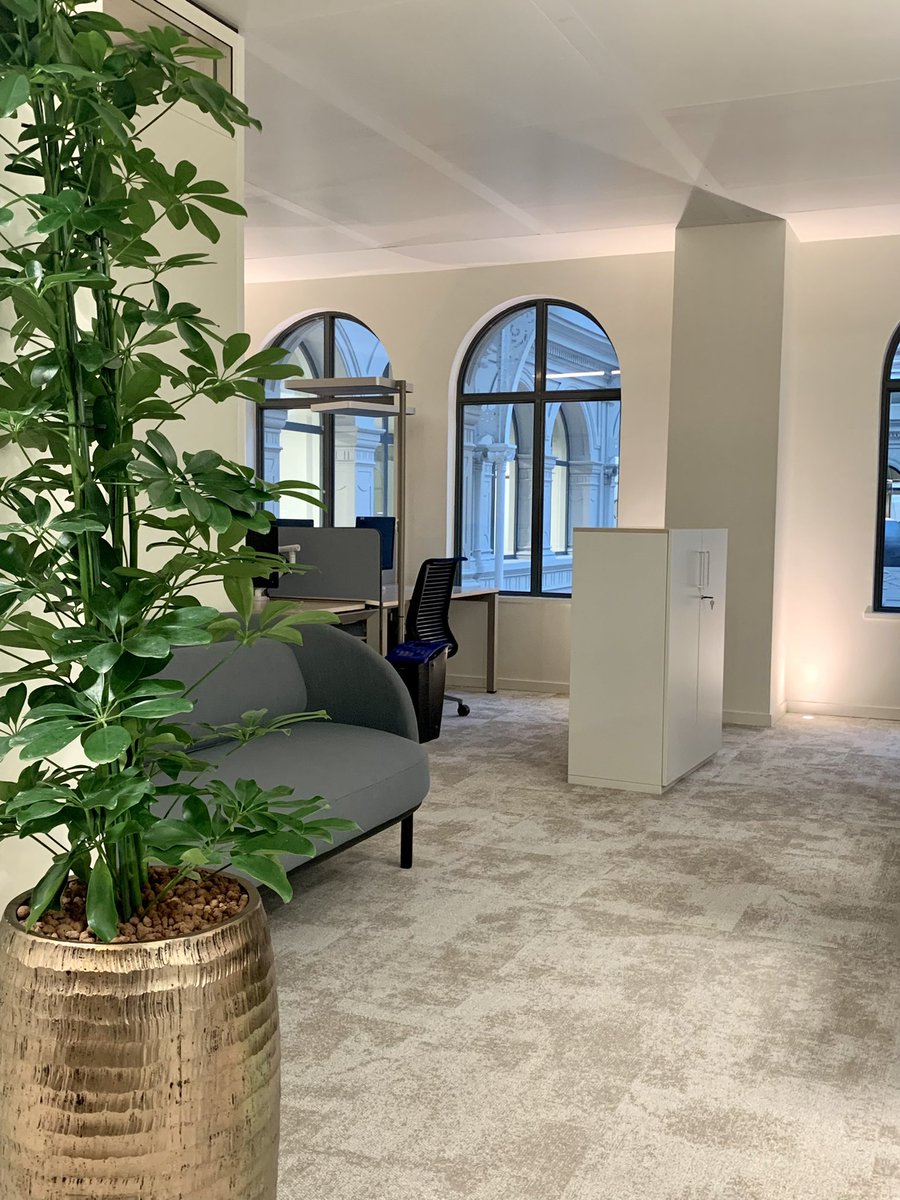 cecileriffard's tweet photo. 🤩 Découverte du nouvel aménagement de nos bureaux au siège de @LaBanquePostale !
#travailhybride #ondecloisonne #experiencecollaborateurs #change #transfo https://t.co/oyu1McGFe0