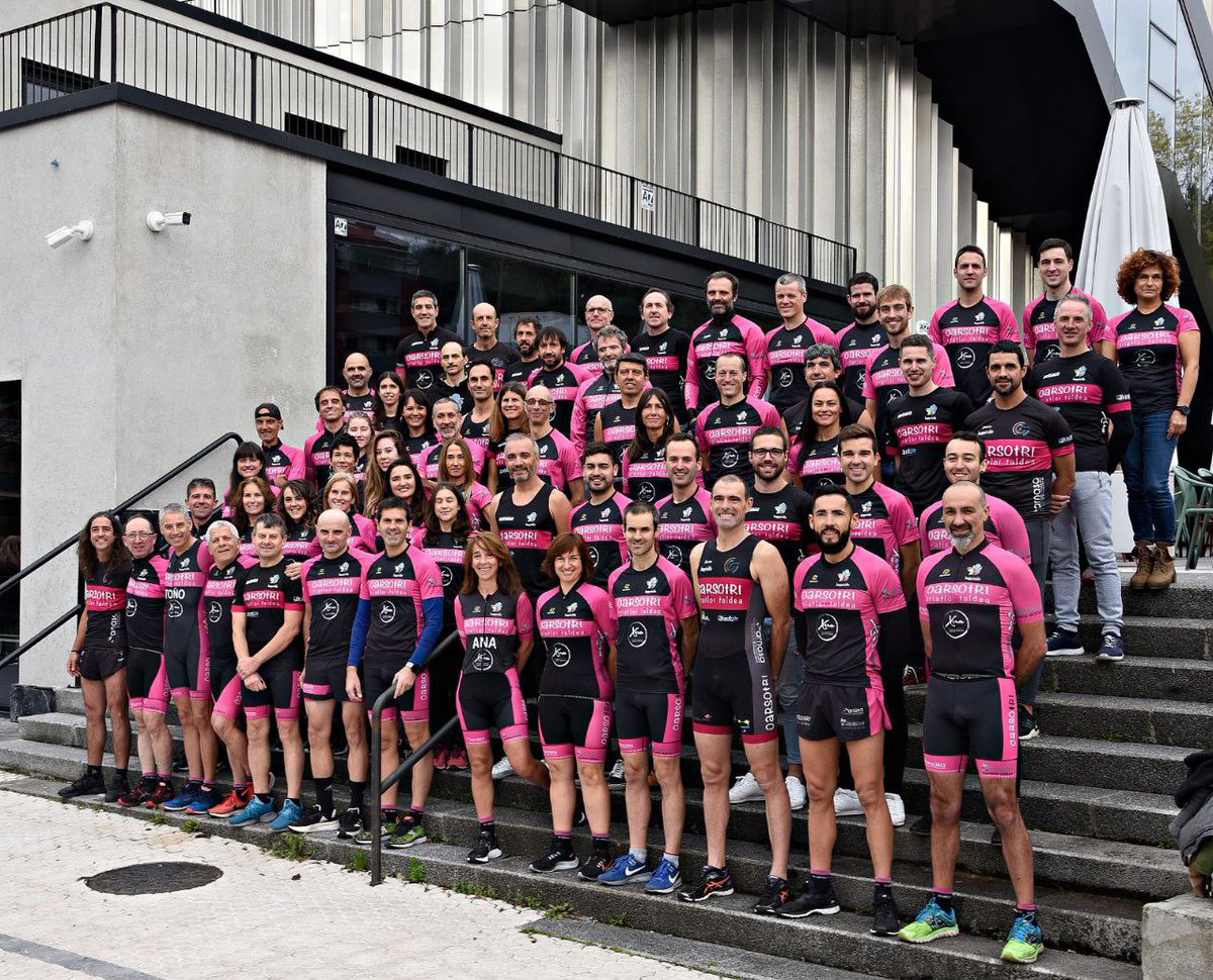 Gure taldea, gure etxea. 🏊🏻🚴🏃‍♀️
📸 <a href="/pelukas1/">Pelukas 📷🏴󠁧󠁢󠁳󠁣󠁴󠁿🇵🇸</a>