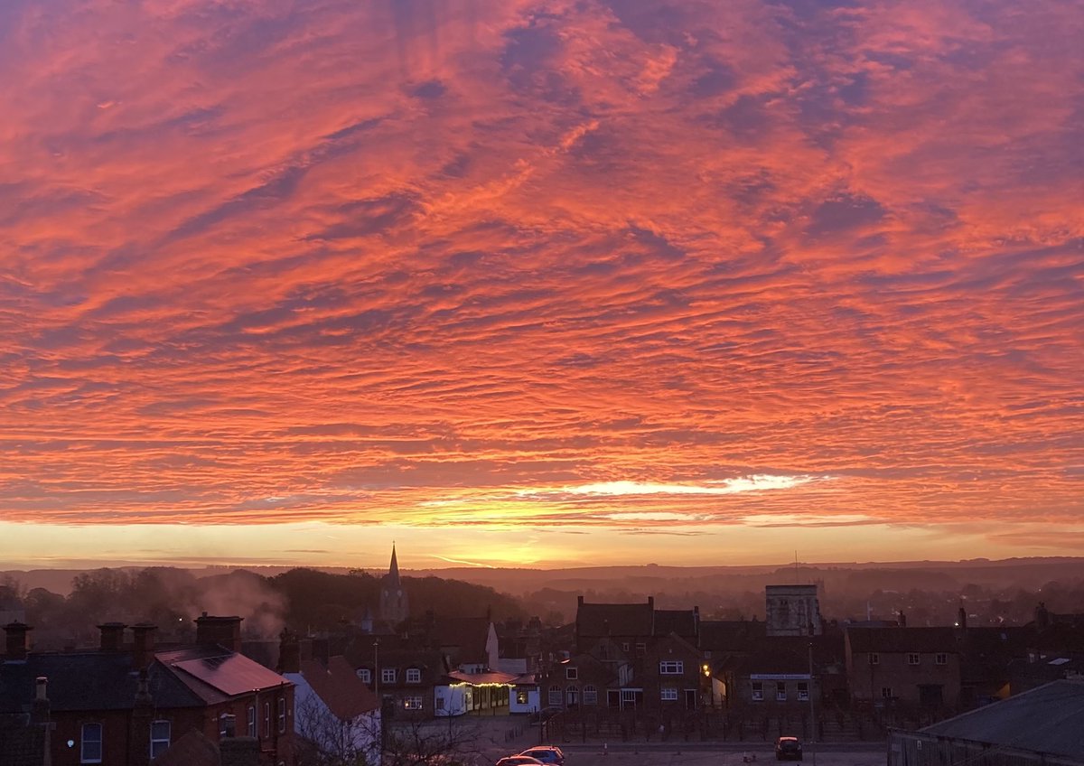 Predicting lots of great sunrise shots today so here’s Malton’s
<a href="/northyorkswx/">NorthYorksWeather</a> @JonMitchellITV <a href="/BBCWthrWatchers/">BBC Weather Watchers</a> <a href="/WeatherAlex/">Alex Burkill</a> <a href="/WeatherCraig/">Craig 🍃</a> <a href="/WeatherWolds/">Yorkshire Wolds Weather</a> <a href="/UKWX_/">UK Weather Updates</a> <a href="/Weather_Nathan/">Weather Updates</a>