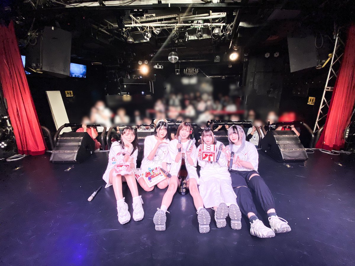 anzu_BD24's tweet photo. 【感謝、御礼】

昨日は水島杏生誕祭ありがとうございました！🙇‍♂️

皆様の暖かいご協力のお陰で無事終了しました。メッセージカード、カンパ等、本当にありがとうございました🙇

僕のCloveファンの皆様これからも何卒よろしくお願い致します。

#水島杏生誕祭2021 
#あずにゃん生誕祭2021
#ぼくろぶ https://t.co/SrkBZaV0eO