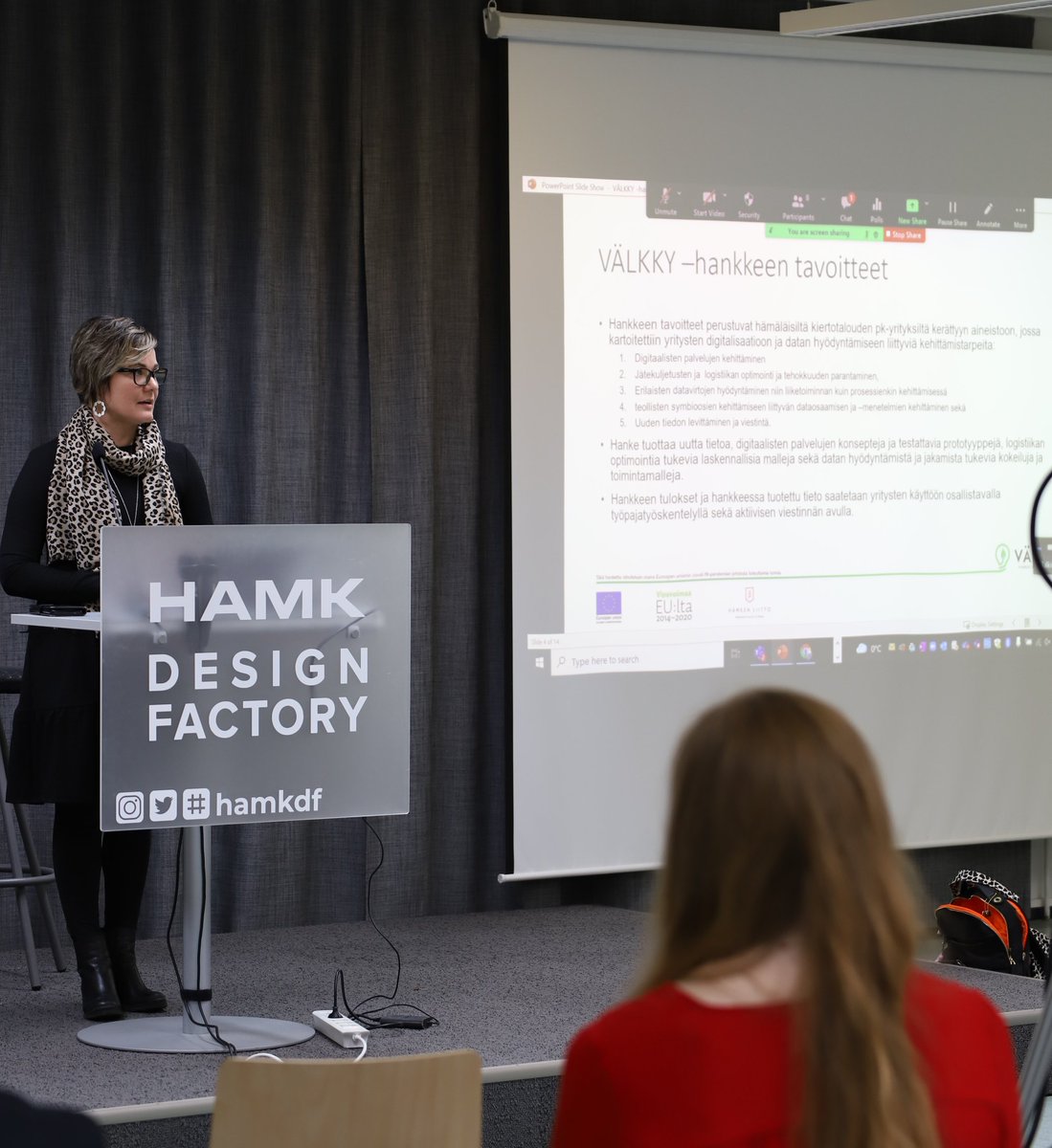 hamkdf's tweet photo. Tänään pyöräytettiin käyntiin VÄLKKY -hanke infotilaisuuden merkeissä. Hankkeen tavoitteena on kehittää yrityksien digitalisaatioon ja datan hyödyntämiseen liittyviä kehittämistarpeita yhteistyössä @HamkSmart kanssa. #hamkdd #hamksmart #hamkuas #data #kiertotalous https://t.co/DiVbaV1Idr