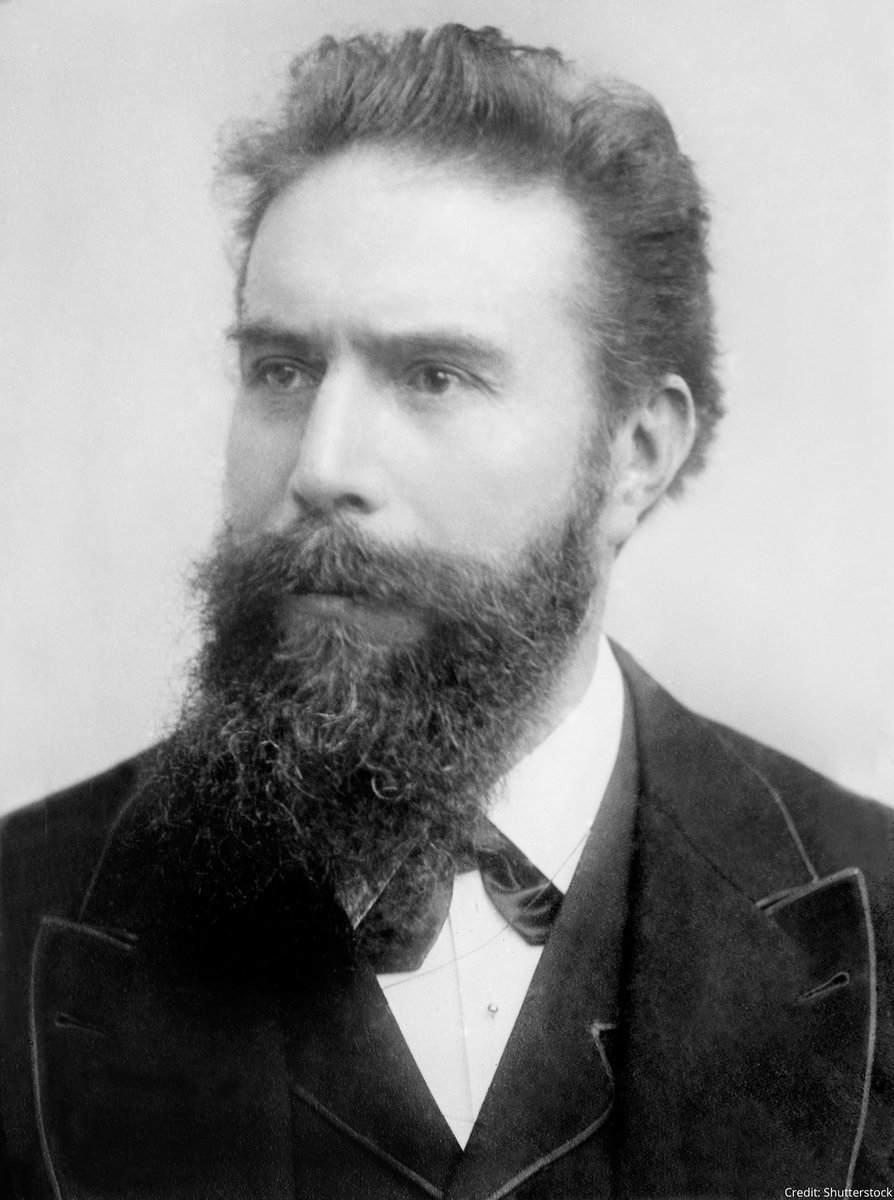 #OnThisDay in 1895, Wilhelm Conrad Röntgen discovered X-rays. 

The first X-ray image he took was of his wife Bertha's hand. The discovery of X-rays earned Röntgen the very first Nobel Prize in Physics in 1901. 

Read more:  bit.ly/34tgsBc