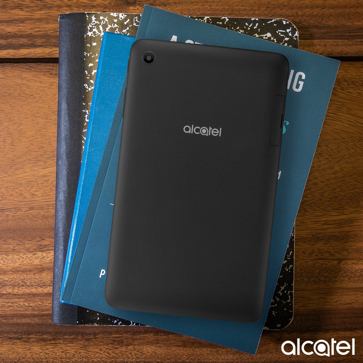 Göz koruma modu ve 245 gram hafifliğiyle Alcatel 1T7…
Profilimizdeki linke tıkla, alışverişe başla. TCL Mobile Türkiye Resmi Instagram Hesabını şimdi takip etmek için: <a href="/tclmobiletr/">tclmobiletr</a>
#Alcatel #1T7