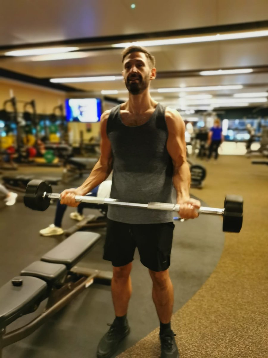 Conradnolan's tweet photo. I only started going to the gym after watching #MyHeroAcademia. Had to get my body ready just in case someone gave me One for All https://t.co/573sDzPrfH