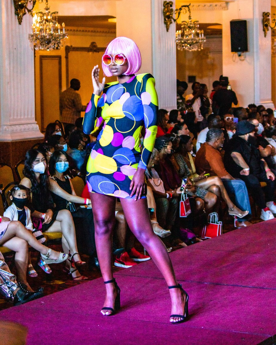 DoctorDae_'s tweet photo. Some pics from some fashion shows in New York! Retweet and show some love please so my business can grow! Thank you https://t.co/VO3MZJjjk6
