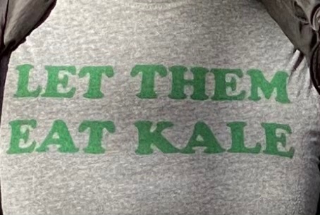 longlimbsprods's tweet photo. Thank you for all of your kind words and great comments on my Modern Love piece, The Curious Tale of Mr. Kale.

T-shirt found in Soho, NYC. https://t.co/Jxsb03Sftf