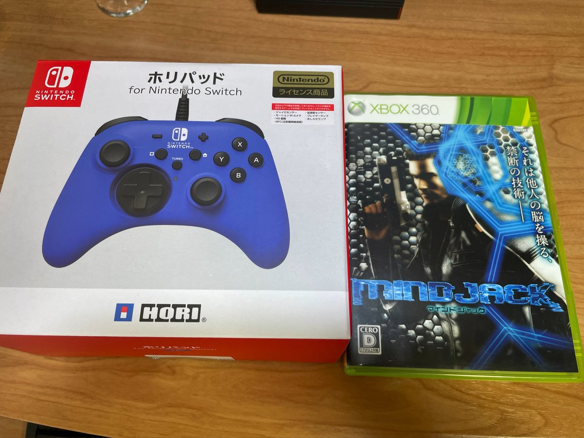 ARAchon222's tweet photo. ハドフに不用品処分しに行って、代わりに珍しいソフトをサルベージ。
帰りにゲオでSwitch用ホリパッドもゲット😄
#Xbox360 #mindjack https://t.co/ZLCyQ79M2g