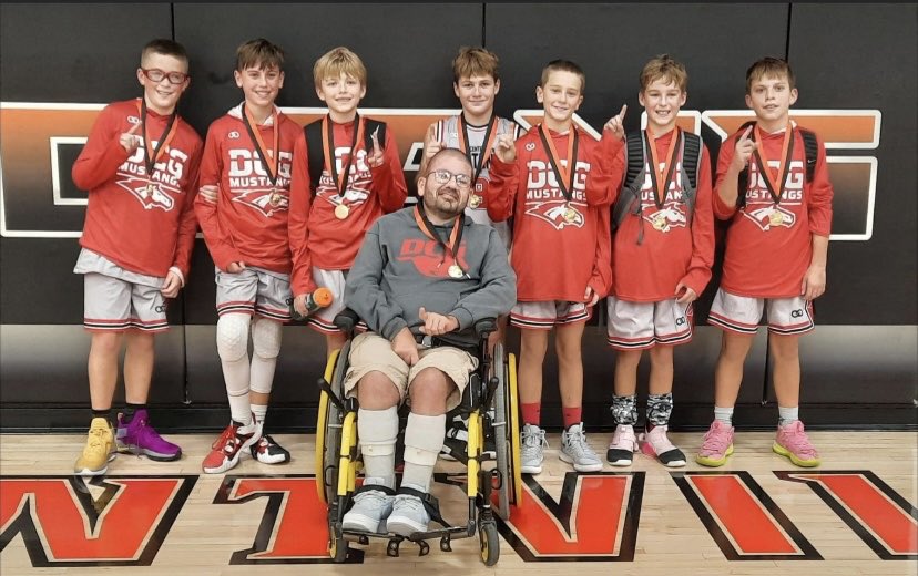 DCGMUSTANGBB's tweet photo. This 6th Grade Mustang group goes 3-0 in Pleasantville Today!
#gettyup https://t.co/4G1aey7cCG