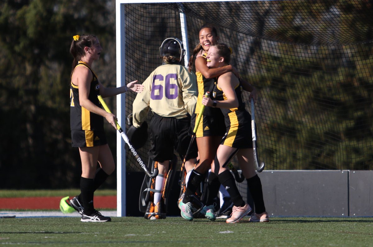 CentreAthletics's tweet photo. 🏑 | Colonels are IN! @CentreFH earns an at-large bid into the @NCAADIII Tournament, taking on Christopher Newport this Wednesday. Stay tuned for more details. #GoldRush https://t.co/40f4ERNgdv